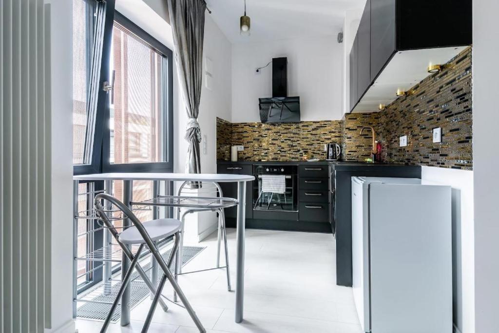 Oxygen Wronia - Browary Warszawskie - P&O Serviced Apartments Warschau Exterior foto